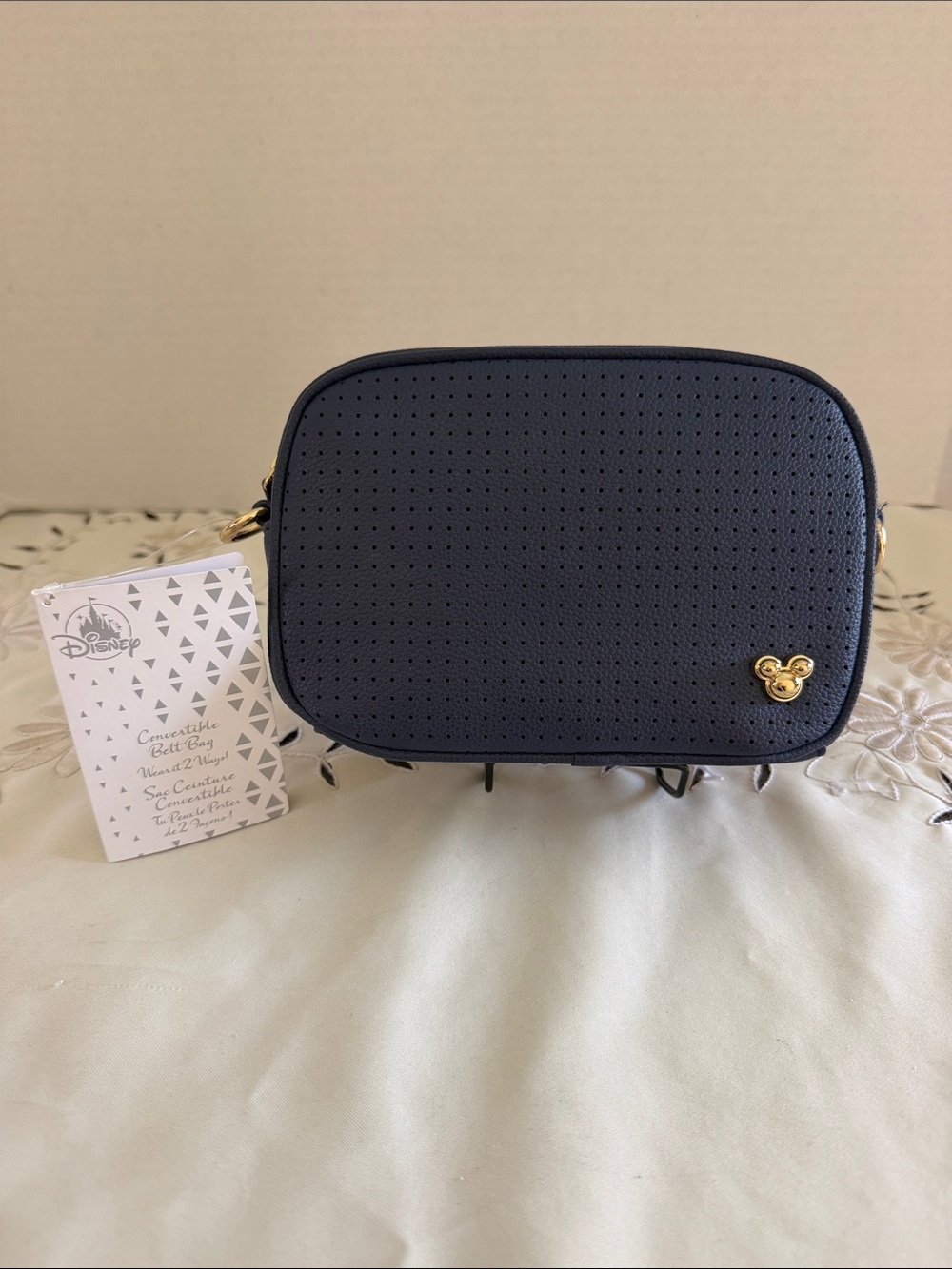 BNWT Mickey Mouse Icon Flair Convertible Crossbody/Belt Bag – Navy
